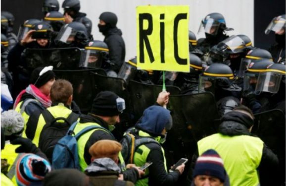 Référendum d’initiative citoyenne, la demande qui monte chez les « gilets jaunes »