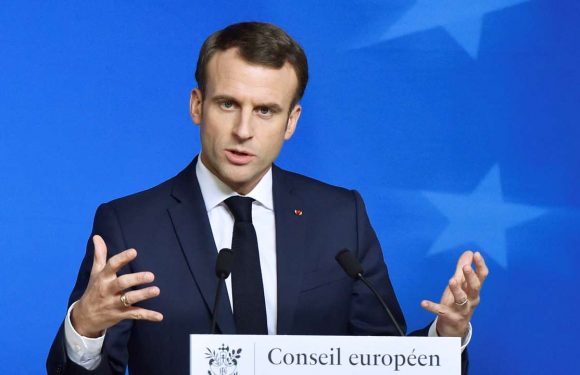 « Gilets jaunes » : pour Emmanuel Macron, la France « a besoin de retrouver un fonctionnement normal »