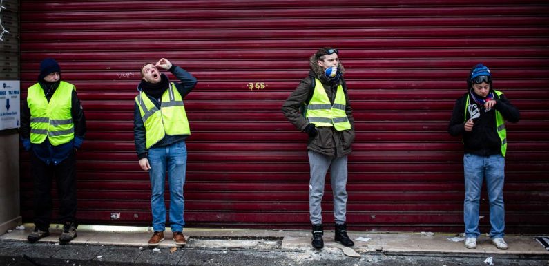 « Gilets jaunes » : la mobilisation s’essouffle, particulièrement à Paris