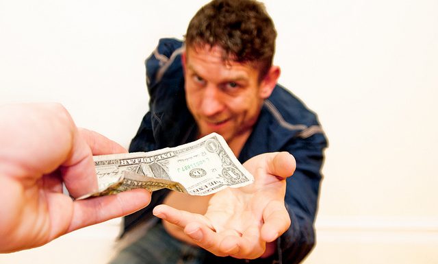 Du faux pouvoir d’achat avec l’argent des autres