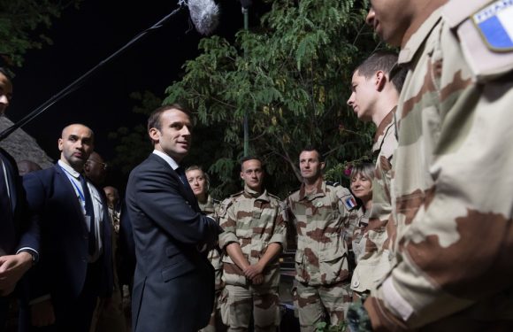 «Aucune économie sur la défense et nos armées» pour financer les mesures sur le pouvoir d’achat, annonce Macron