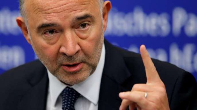 Selon Moscovici, Bruxelles suit «avec attention» l’impact sur le déficit des mesures de Macron