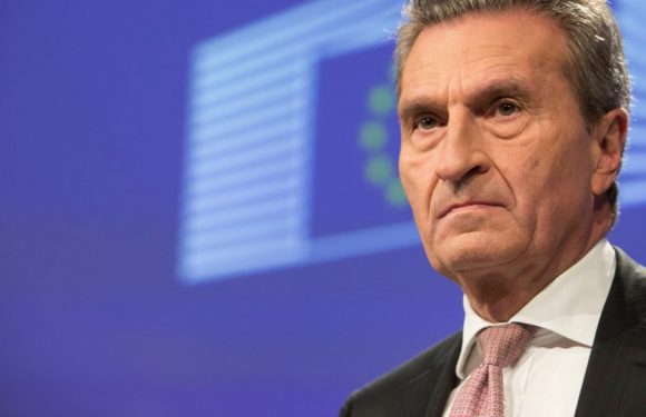 Le commissaire européen allemand veut sanctionner la France pour son budget