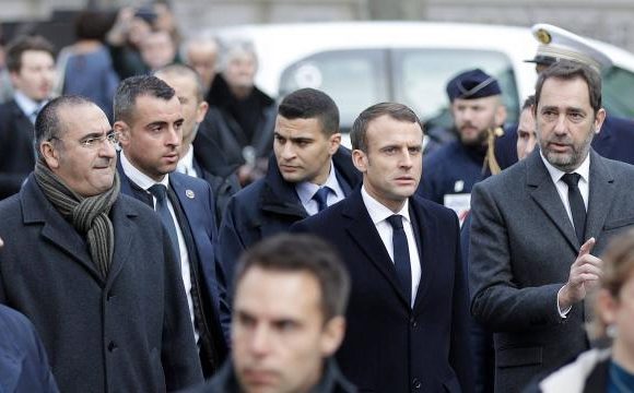 DIRECT. Gilets jaunes : que peut annoncer Emmanuel Macron pour calmer la fronde ?
