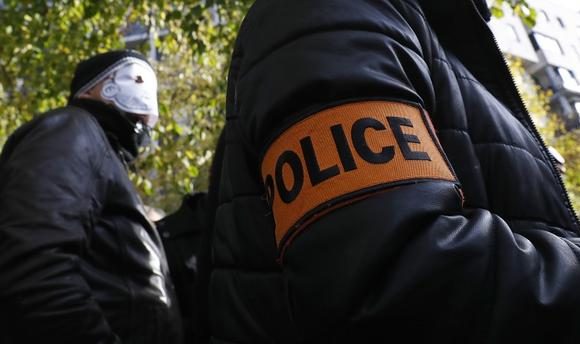Après les Gilets jaunes, les « GyrosBleus » ? Des policiers en colère veulent se faire entendre sur les Champs-Elysées