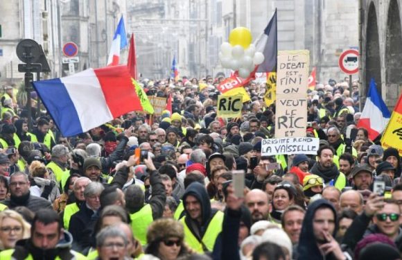 Après le succès de leur Acte 9, les Gilets jaunes face au défi du succès politique