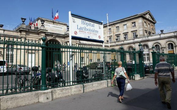 Décès aux urgences de Lariboisière : l&rsquo;enquête interne pointe une «série de dysfonctionnements»