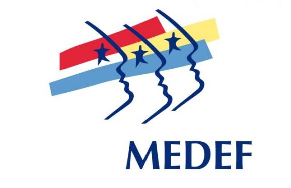 Brexit : le patronat appelle les entreprises à se préparer « au pire scénario »