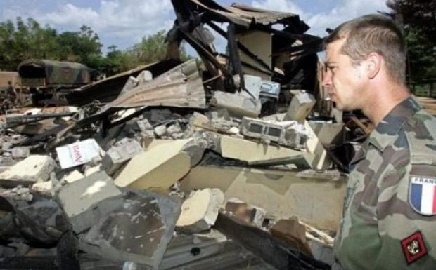 Militaires français bombardés à Bouaké (Côte d’Ivoire) en 2004 : trois pilotes de chasses renvoyés aux assises