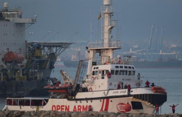 Immigration : L’Espagne empêche le bateau de l’ONG Open Arms de prendre la mer