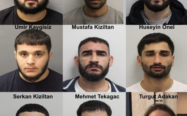 Londres (Angleterre) : Neuf membres d’un « gang » incarcérés pour une « attaque homophobe à l’ acide » (Vidéo)