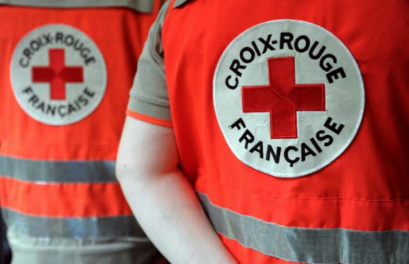 Jeunes migrants à Paris: la Croix Rouge accusée de ne « pas respecter ses principes » par plusieurs ONG