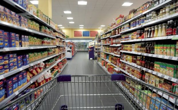 La déconsommation affecte tous les secteurs, sauf l’alimentaire et le « made in France ». Mais les Gilets jaunes n’y sont pour rien