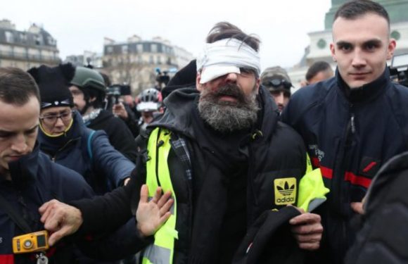 Gilet jaune blessé à Bastille : un policier a bien tiré avec un «LBD»