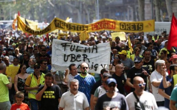 Uber et Cabify renoncent à faire concurrence aux taxis à Barcelone