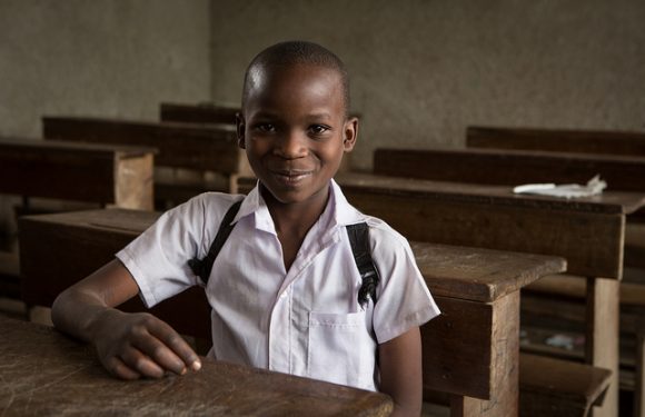 Des chèques éducation pour émanciper les pauvres