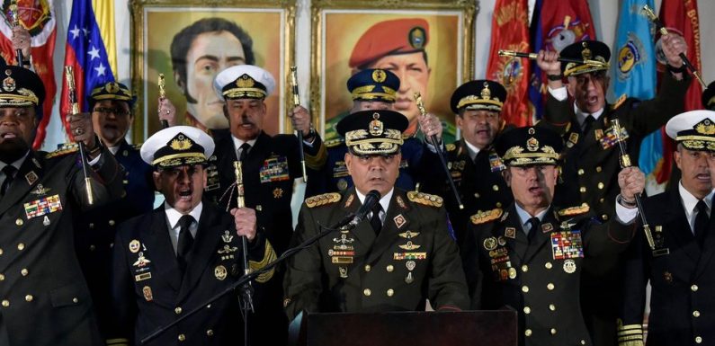 Au Venezuela, les militaires monnayent leur soutien à Maduro