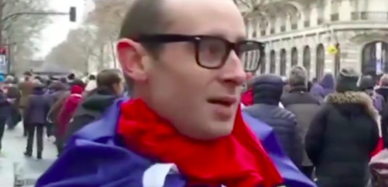 L’ organisateur de la manif des «foulards rouges» interviewé par RT est-il un imposteur?