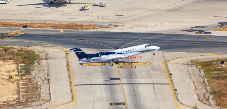 1500 jets privés attendus à Davos pour parler dérèglement climatique