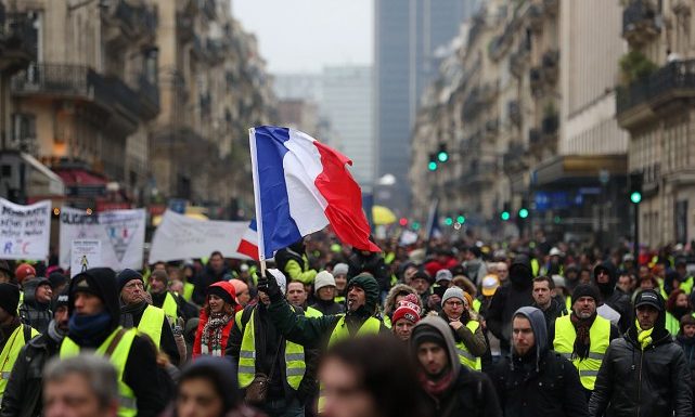 Les gilets jaunes dans la rue pour une 10e journée de mobilisation