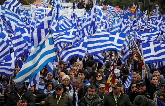 Des milliers de manifestants à Athènes contre l&rsquo;accord sur la Macédoine