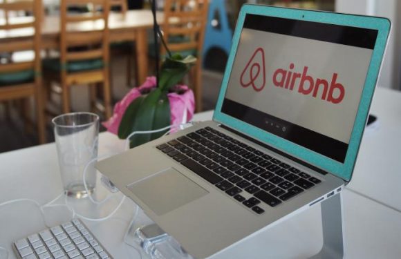« Si on laisse faire, on sera effectivement une ville musée » : la ville de Paris va de nouveau porter plainte contre Airbnb