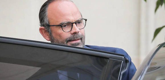 Le gouvernement fait sa rentrée politique