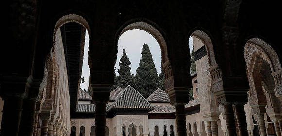 Espagne, l’extrême droite s’en prend à l’islam et à l’Al-Andalus