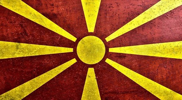 Le parlement macédonien accepte de changer le nom du pays