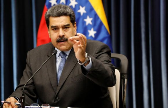 Venezuela: Maduro menace les pays qui ont appelé à son départ