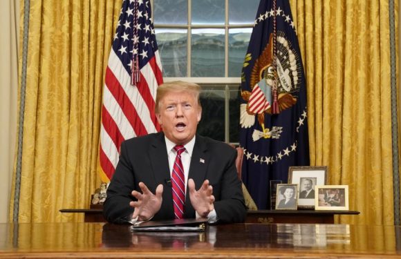 Etats-Unis: face à la nation, Donald Trump défend son mur et ne cède rien