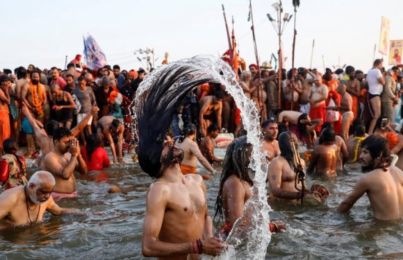 Inde: la Kumbh Mela, le plus grand pèlerinage mondial a débuté