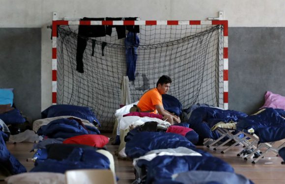 Paris: un gymnase du XVIe va héberger des migrants contre l&rsquo;avis de certains élus locaux