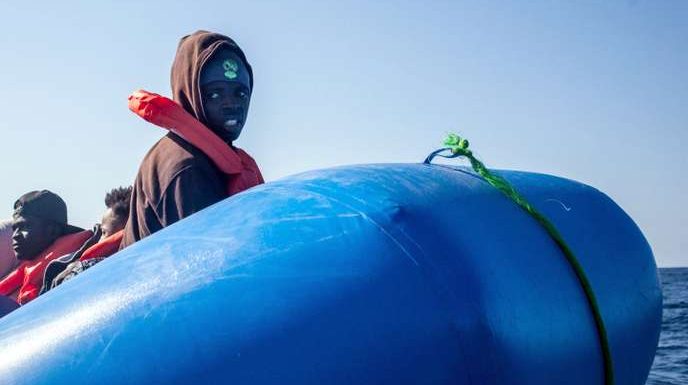 Des dizaines de personnes portées disparues après la disparition d’un canot au large de la Libye