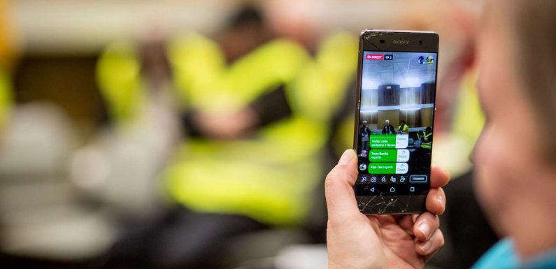Les groupes Facebook des « gilets jaunes » s’essoufflent et se restructurent