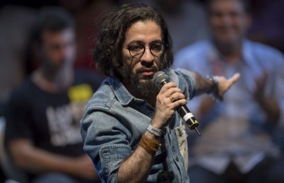 Brésil : menacé de mort, un député gay renonce à son mandat et s&rsquo;exile