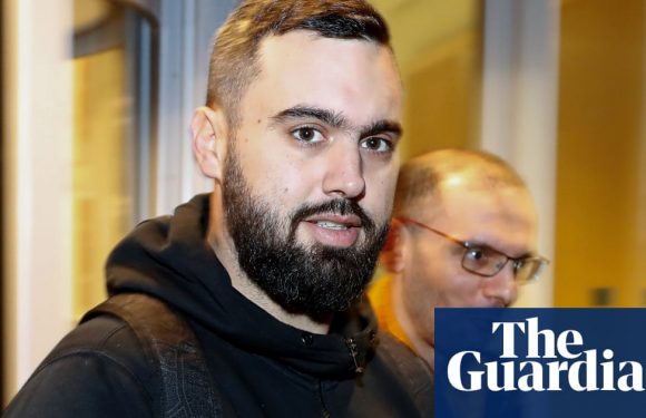 French police arrest gilets jaunes protests leader Eric Drouet