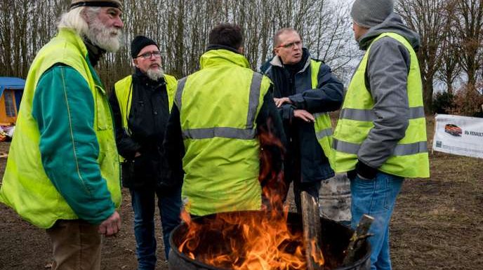« C’est pas parce qu’on est “gilets jaunes” qu’on n’a pas un respect des forces de l’ordre »