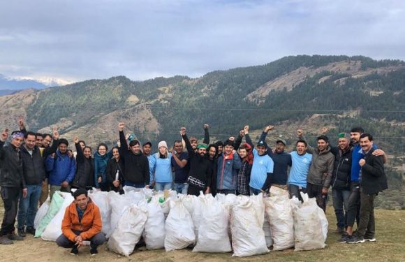 Trekking et lutte contre les déchets, des Indiens nettoient l&rsquo;Himalaya