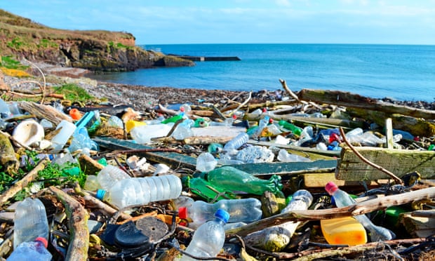 Les entreprises de l’alliance anti-plastique produisent des millions de tonnes de plastique