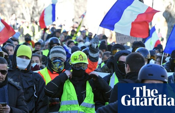 French MPs condemn ‘authoritarian’ plans to curtail gilets jaunes protests