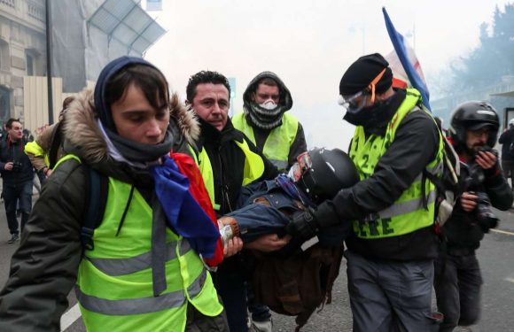 1 700 blessés depuis le début des « gilets jaunes »