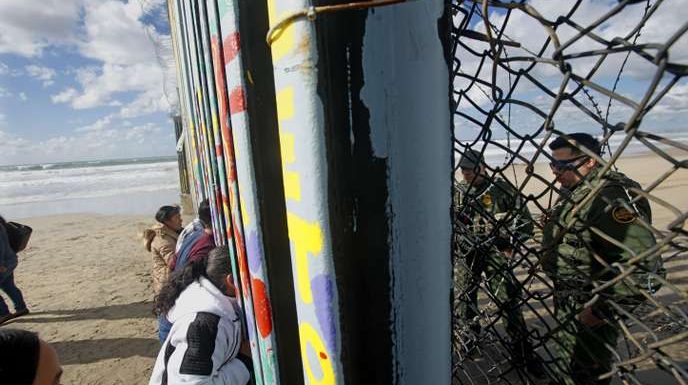 Aux Etats-Unis, plus de 50 000 migrants arrêtés en décembre, dont un nombre record de familles