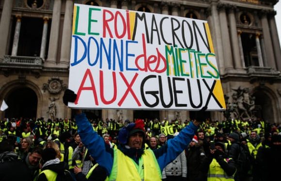Macron’s ratings fall further after month of gilets jaunes protests