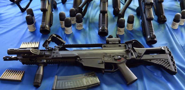 Gilets jaunes : les CRS ont bien reçu l’ordre de déployer des agents armés de fusils d’assaut HK G36