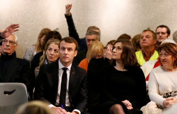 Gilets jaunes : Emmanuel Macron concède «marcher sur la glace»