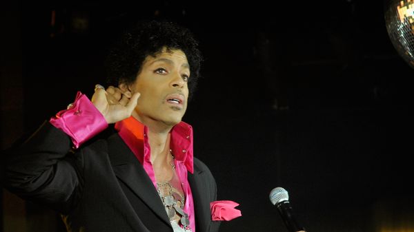 27 vidéos inédites de Prince viennent d’être révélées sur Youtube ♪♫