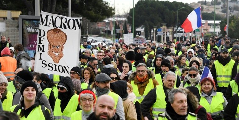 Les “Gilets jaunes” de nouveau dans la rue après les premiers débats – Actu Orange