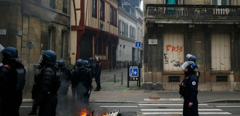 « Gilets jaunes » : ouverture d’une enquête pour violences policières à Rouen