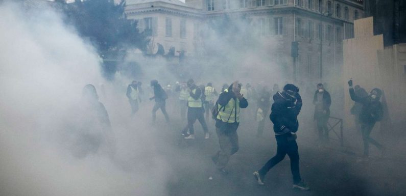 Prison ferme pour quatre « gilets jaunes » après l’agression de gendarmes à Dijon